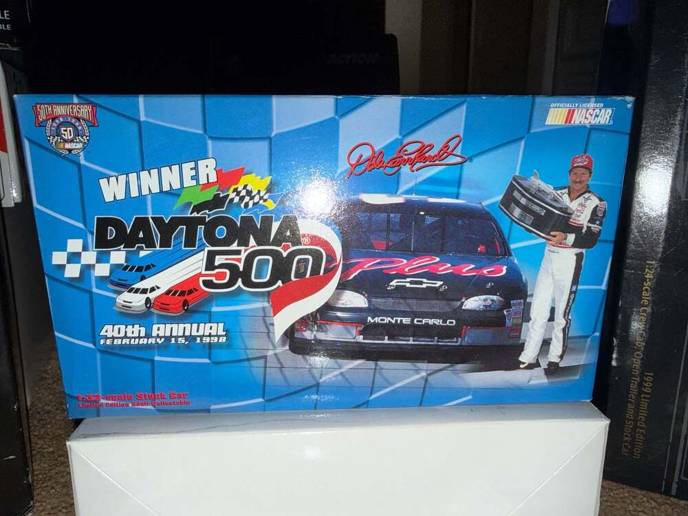 Dale Earnhardt #3 Goodwrench 1998 Daytona 500 Champion 1:32 Scale Diecast Monte - Picture 6 of 6